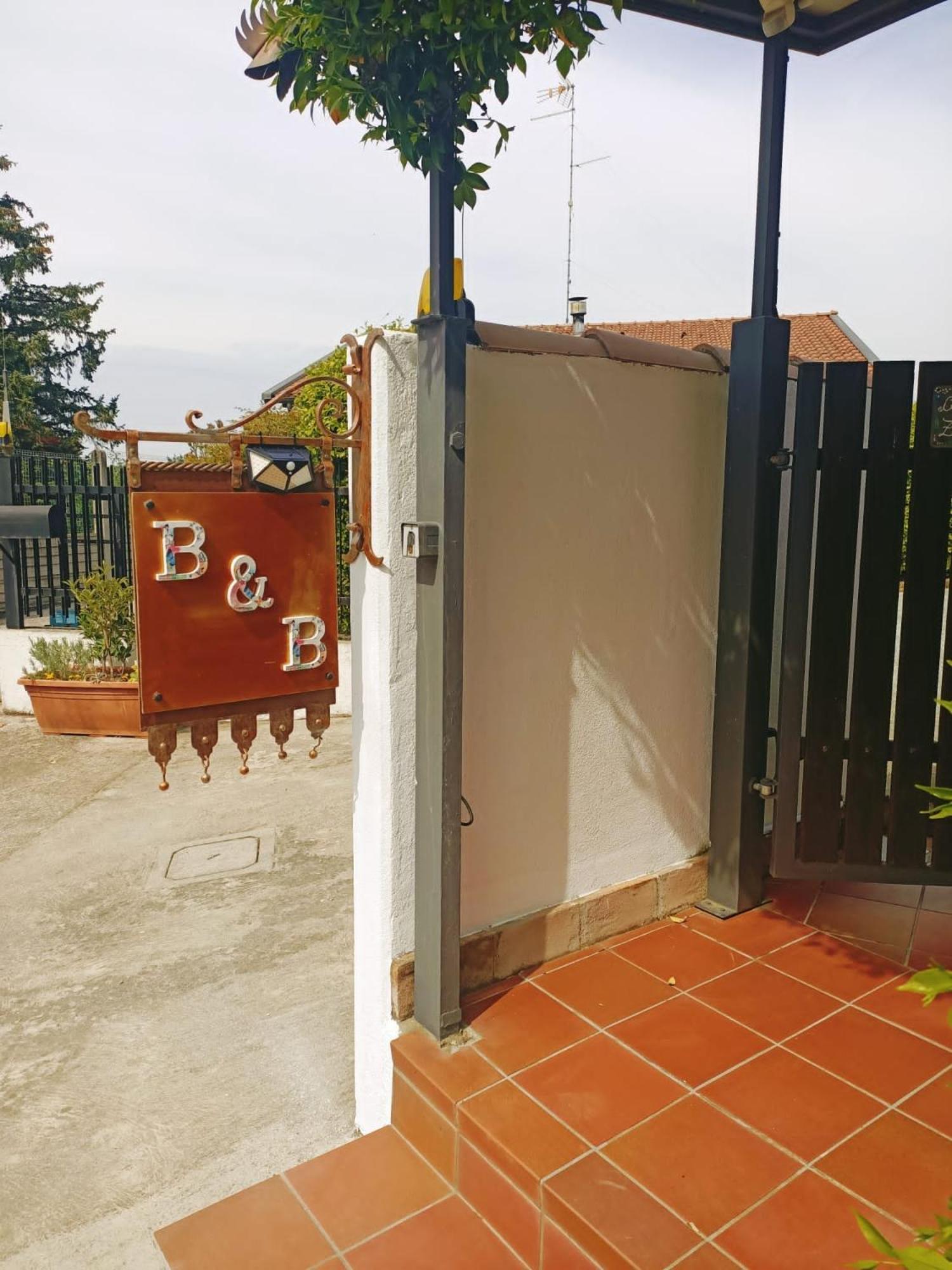 Villa Sabry Turriaco Exterior photo