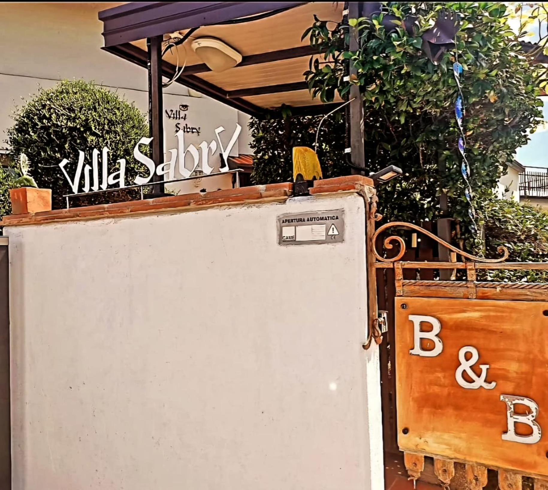 Villa Sabry Turriaco Exterior photo